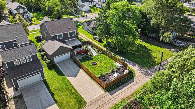 1019 N Lawrence Street, South Bend, IN 46617