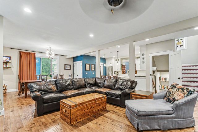 1019 N Lawrence Street, South Bend, IN 46617
