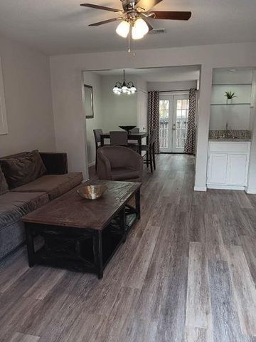 8402-8404 Fathom CIR 107, Austin, TX 78750