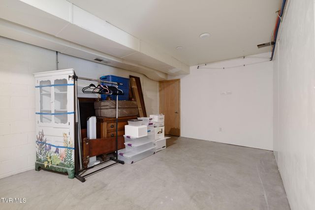 1006 Friar Tuck Road, Johnson City, TN 37604