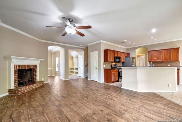 638 Horn Run, San Antonio, TX 78245