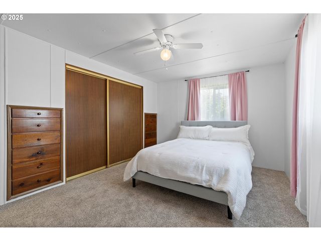 1999 Jansen Way 6, Woodburn, OR 97071