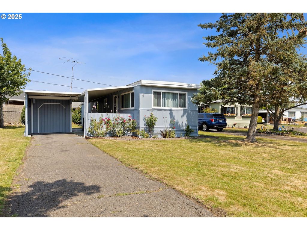 1999 Jansen Way 6, Woodburn, OR 97071