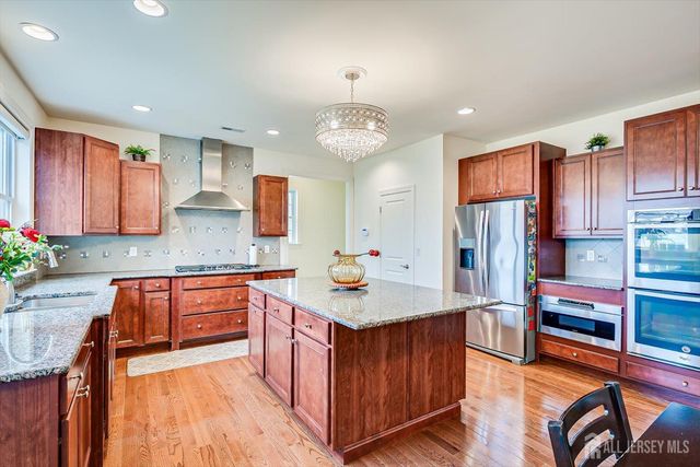 2 Eagle Court, South Brunswick, NJ 08852