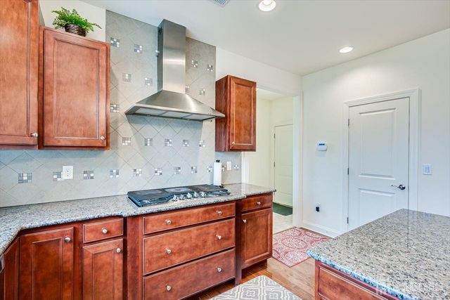 2 Eagle Court, South Brunswick, NJ 08852