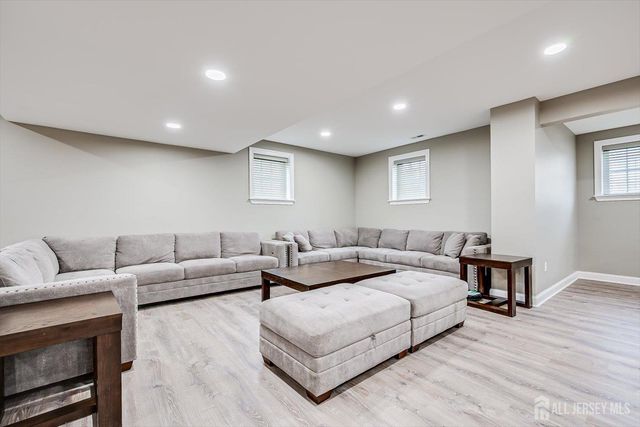 2 Eagle Court, South Brunswick, NJ 08852