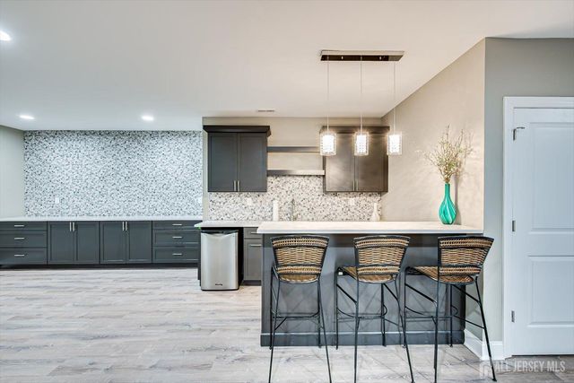 2 Eagle Court, South Brunswick, NJ 08852