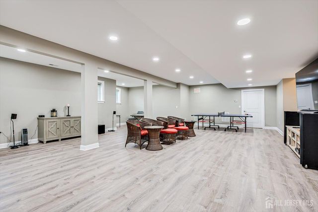 2 Eagle Court, South Brunswick, NJ 08852