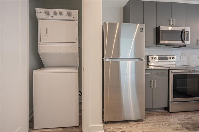 525 Parkway Drive NE 208, Atlanta, GA 30308