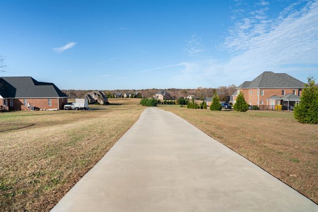 245 Thorncrest Drive, Pauline, SC 29374