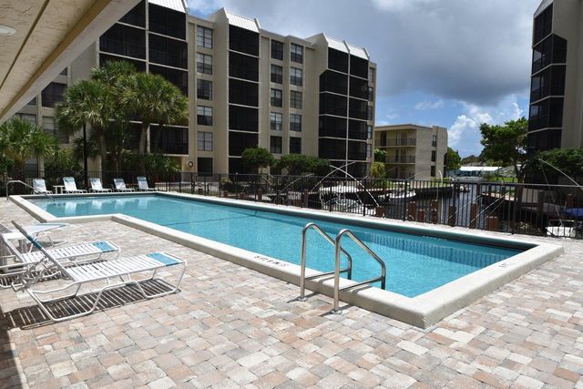 20 ROYAL PALM Way 3020, Boca Raton, FL 33432