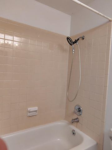 3153 N Cranberry St, Wichita, KS 67226