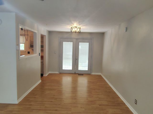 3153 N Cranberry St, Wichita, KS 67226
