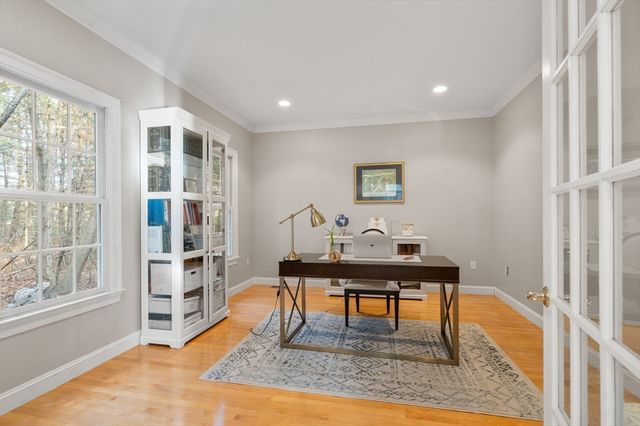 15 Homestead Dr, Medfield, MA 02052