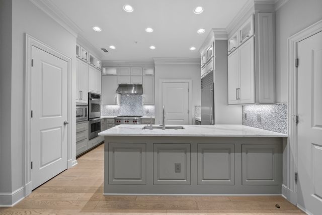 4240 Prescott Avenue 8B, Dallas, TX 75219