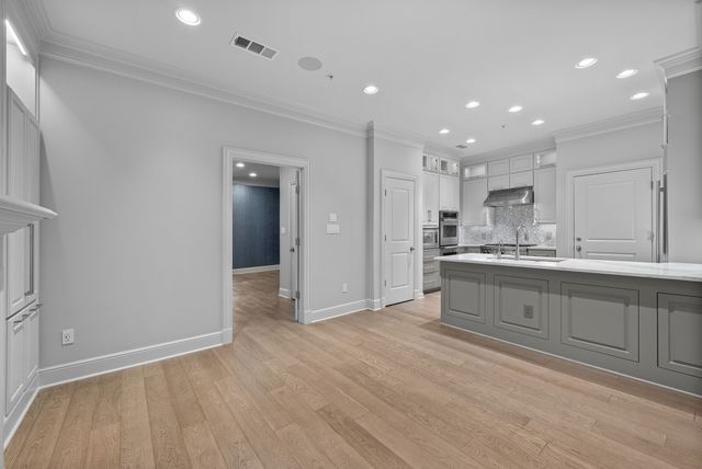 4240 Prescott Avenue 8B, Dallas, TX 75219