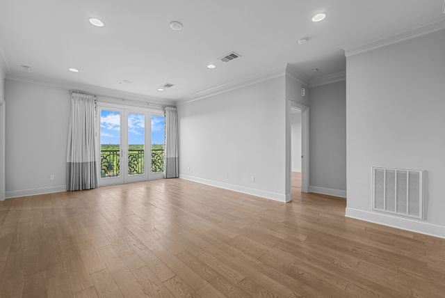 4240 Prescott Avenue 8B, Dallas, TX 75219