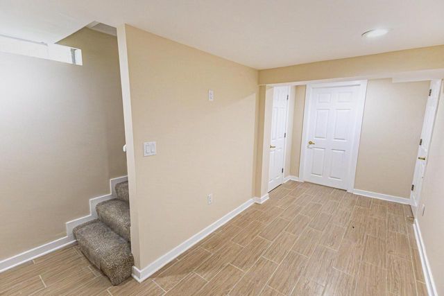2350 S 56th STREET, West Allis, WI 53219