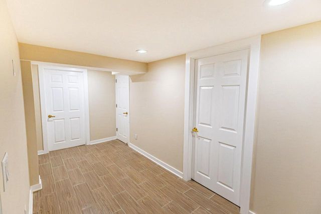 2350 S 56th STREET, West Allis, WI 53219