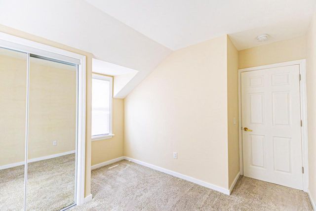 2350 S 56th STREET, West Allis, WI 53219