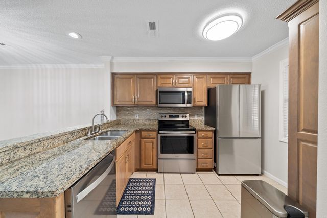 472 Catherine Park Rd Apt H And, Hot Springs, AR 71913