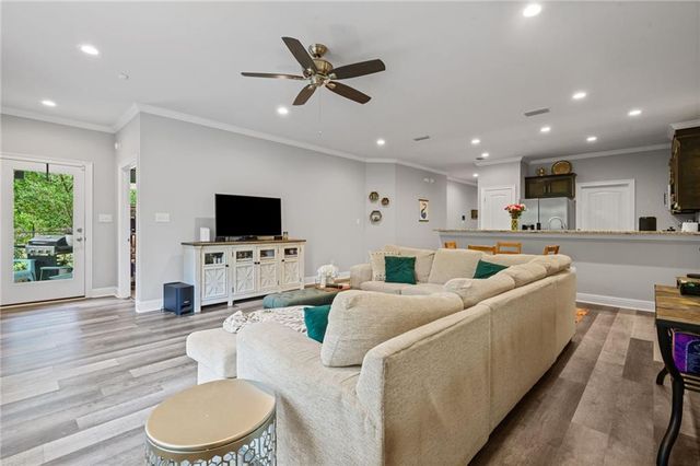 906 Louise Avenue, Mobile, AL 36609