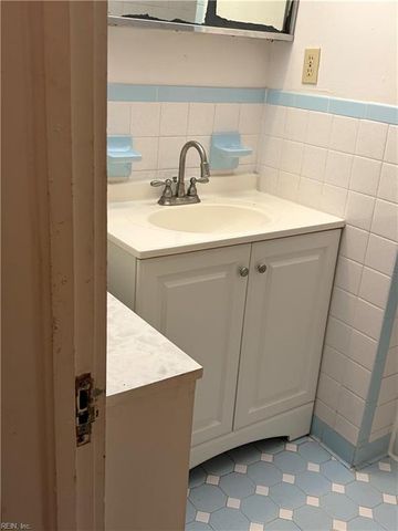 1937 Edgewood AVE, Norfolk, VA 23503