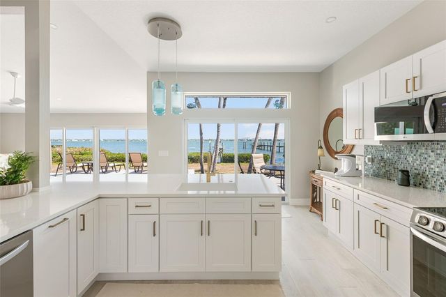 4087 PELICAN SHORES CIRCLE, Englewood, FL 34223