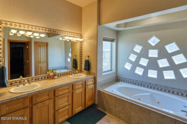 1232 Sonnet Court, Las Cruces, NM 88007