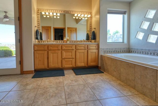 1232 Sonnet Court, Las Cruces, NM 88007