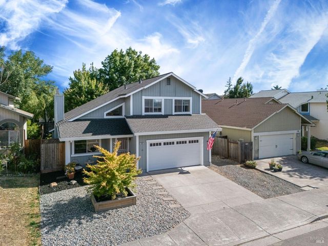 2344 Donahue Ave, Santa Rosa, CA 95401