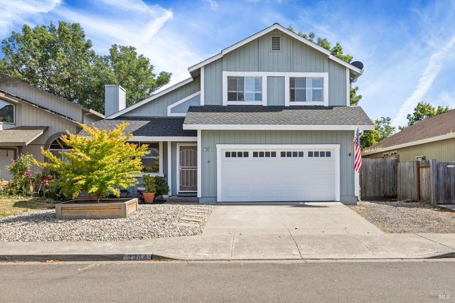2344 Donahue Ave, Santa Rosa, CA 95401