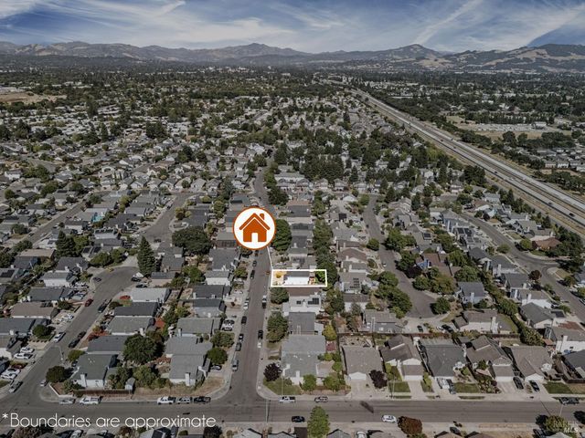 2344 Donahue Ave, Santa Rosa, CA 95401