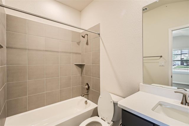 360 El Capitan LOOP, Dripping Springs, TX 78620