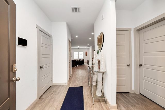 311 John House Lane, Rosharon, TX 77583