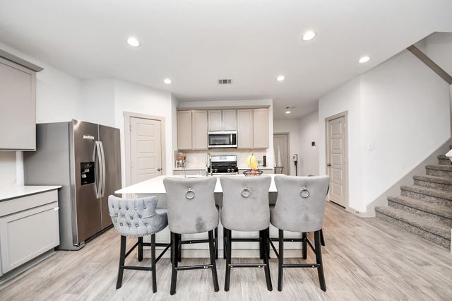 311 John House Lane, Rosharon, TX 77583