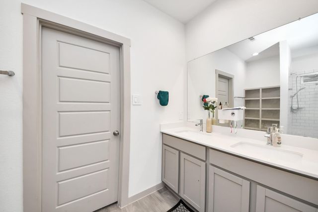 311 John House Lane, Rosharon, TX 77583