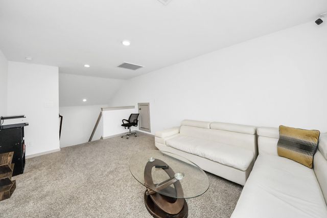 311 John House Lane, Rosharon, TX 77583