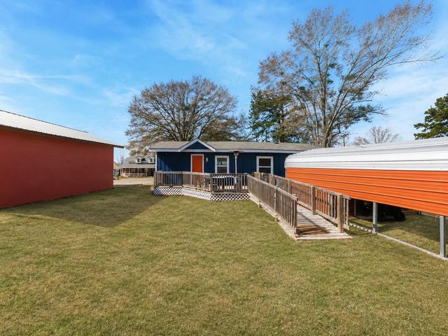 157 Lakeview Drive S, Livingston, TX 77351