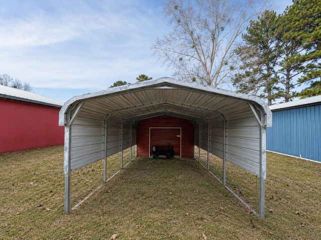 157 Lakeview Drive S, Livingston, TX 77351