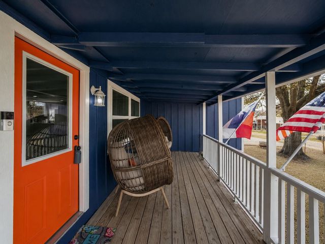 157 Lakeview Drive S, Livingston, TX 77351