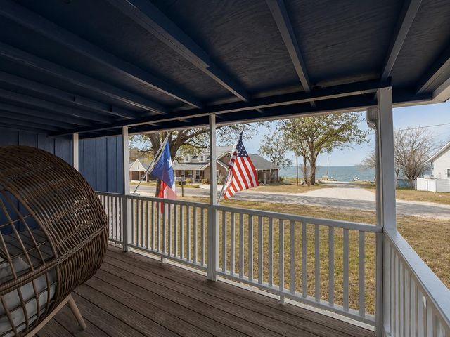 157 Lakeview Drive S, Livingston, TX 77351