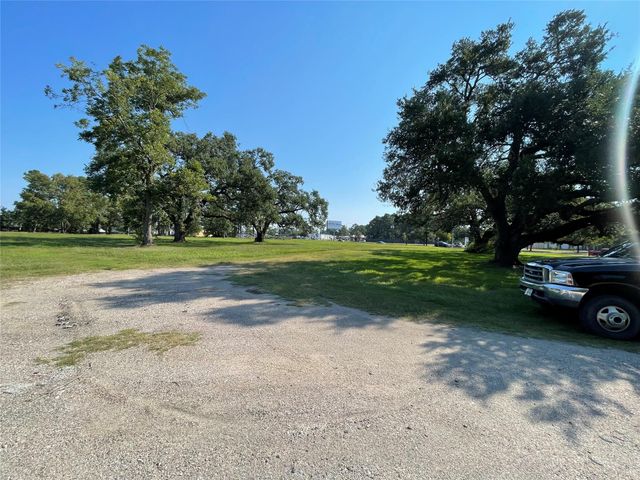 TBD Alexander Drive, Baytown, TX 77520
