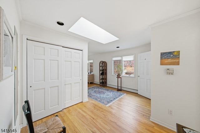 4 Emmet Roche Dr, Montville Twp., NJ 07005