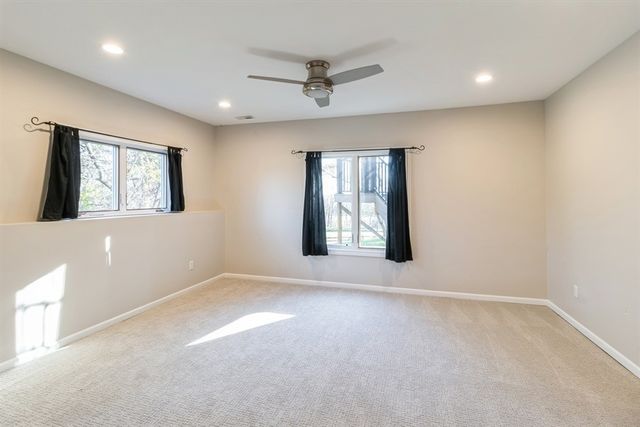 1885 Glen Oaks Drive, West Des Moines, IA 50266