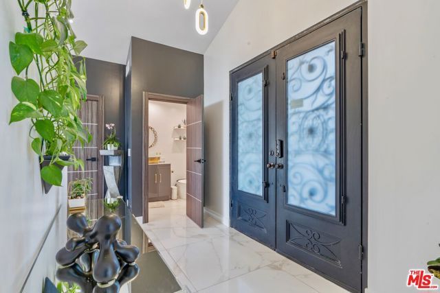 4854 Brewster Drive, Tarzana (los Angeles), CA 91356