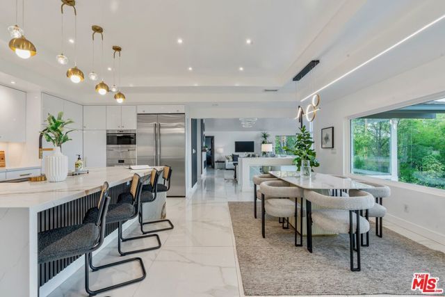 4854 Brewster Drive, Tarzana (los Angeles), CA 91356