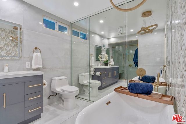 4854 Brewster Drive, Tarzana (los Angeles), CA 91356