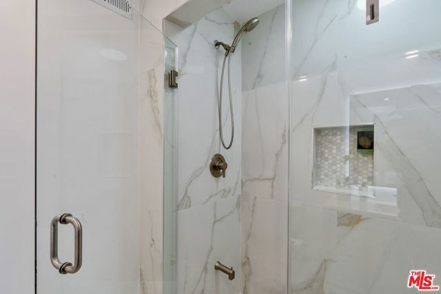 4854 Brewster Drive, Tarzana (los Angeles), CA 91356