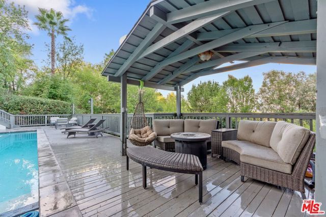 4854 Brewster Drive, Tarzana (los Angeles), CA 91356